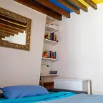 Chic & Vibrant Apartment, Place D'italie Appartamento