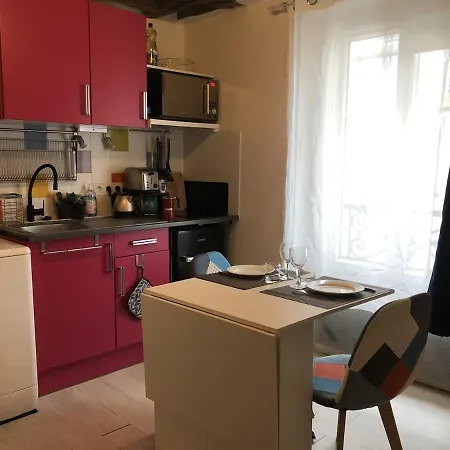 Chic & Vibrant Apartment, Place D'italie Appartement *
